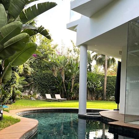 Villa De Luxe Avec Piscine Privee Au Coeur De Casablanca, Maroc Kültér fotó