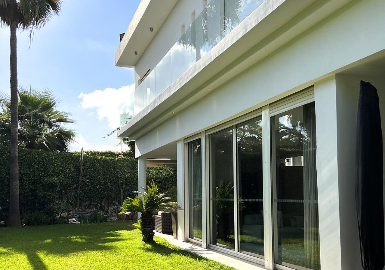 Villa De Luxe Avec Piscine Privee Au Coeur De Casablanca, Maroc Kültér fotó