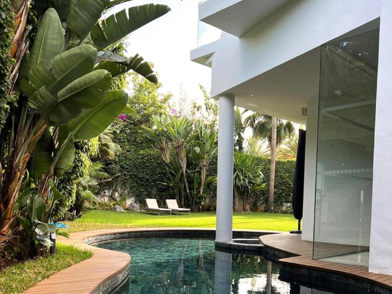 Villa De Luxe Avec Piscine Privee Au Coeur De Casablanca, Maroc Kültér fotó
